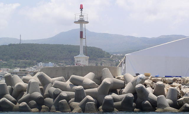 tetrapod sea defence units